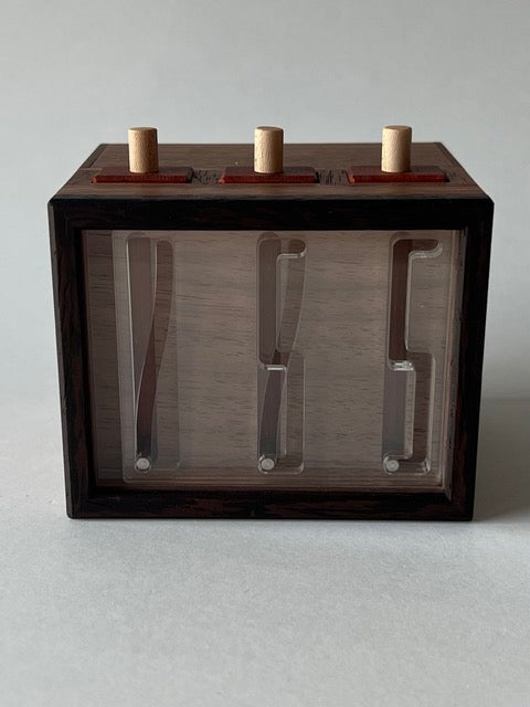 Visible 3-Ary Drawer (Ternary) by Hiroshi Iwahara