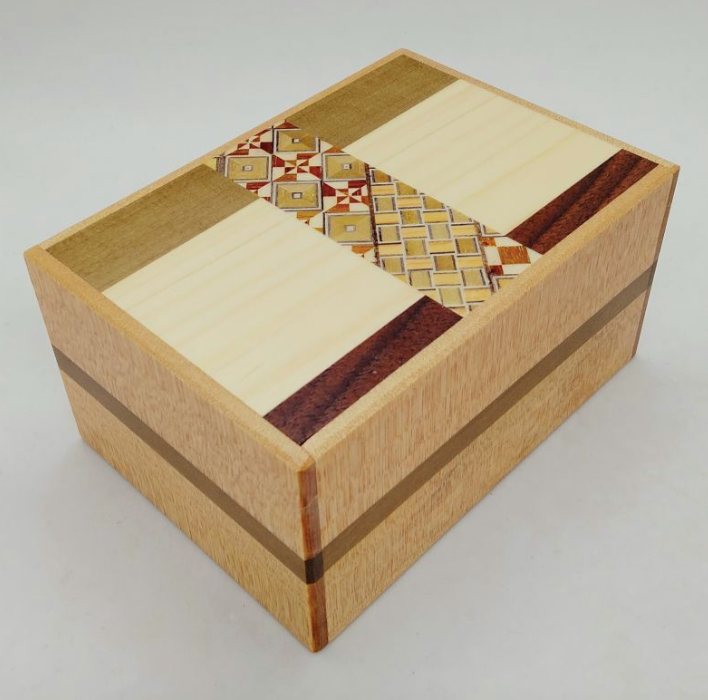 4.2 Sun 14 Step One Point Yosegi Japanese Puzzle Box
