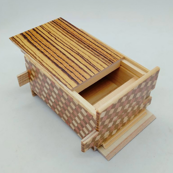 4 Sun 27 Step Zebra Wood / Ichimatsu Japanese Puzzle Box