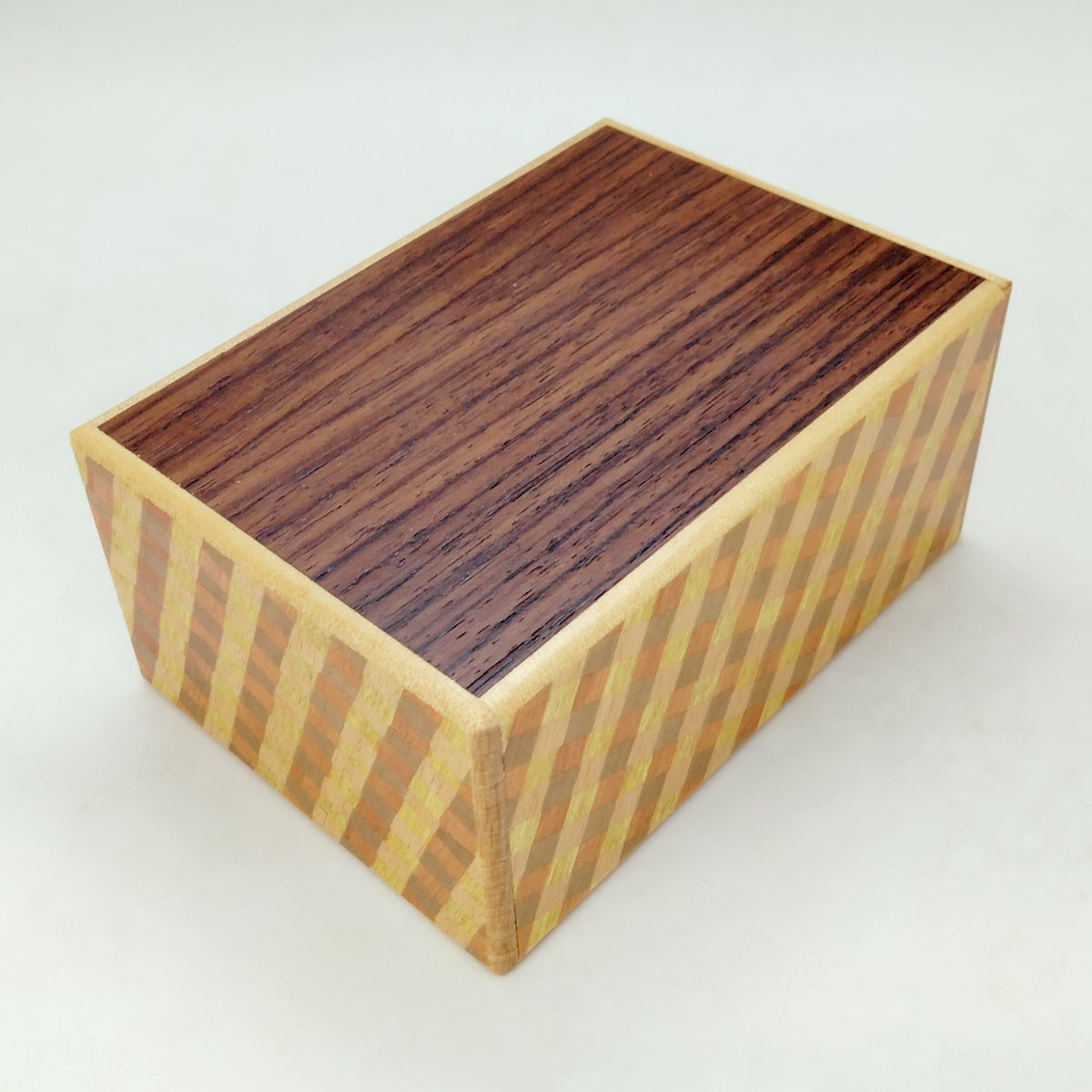 4 Sun 18 Step Rosewood/Ichimatsu Japanese Puzzle Box