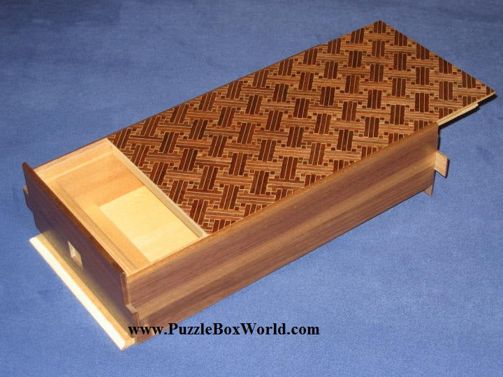 10 Sun 28 Step Saya//Natural Wood Japanese Puzzle Box
