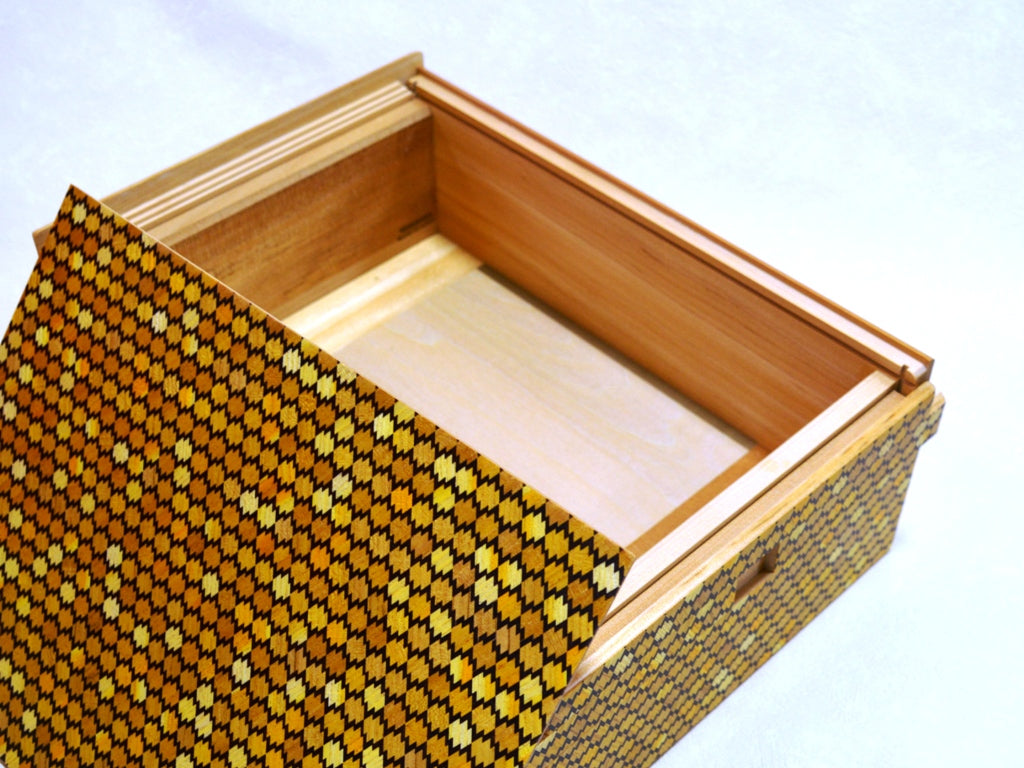 12 Sun 28 Step Matsukawabishi Japanese Puzzle Box by Mr. Yamanaka
