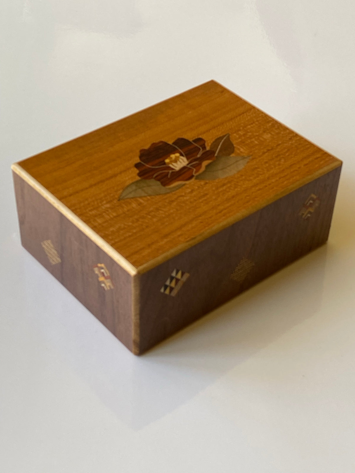 5.5 Sun 21 + 1 Step Namiura Japanese Puzzle Box by Yamanaka