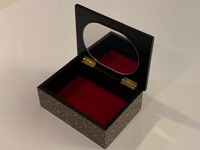 5 Sun Saya Yosegi Zaiku Accessory Case