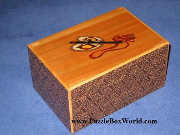 products/6_sun_10_step_sumo_limited_edition_japanese_puzzle_box_2.jpg