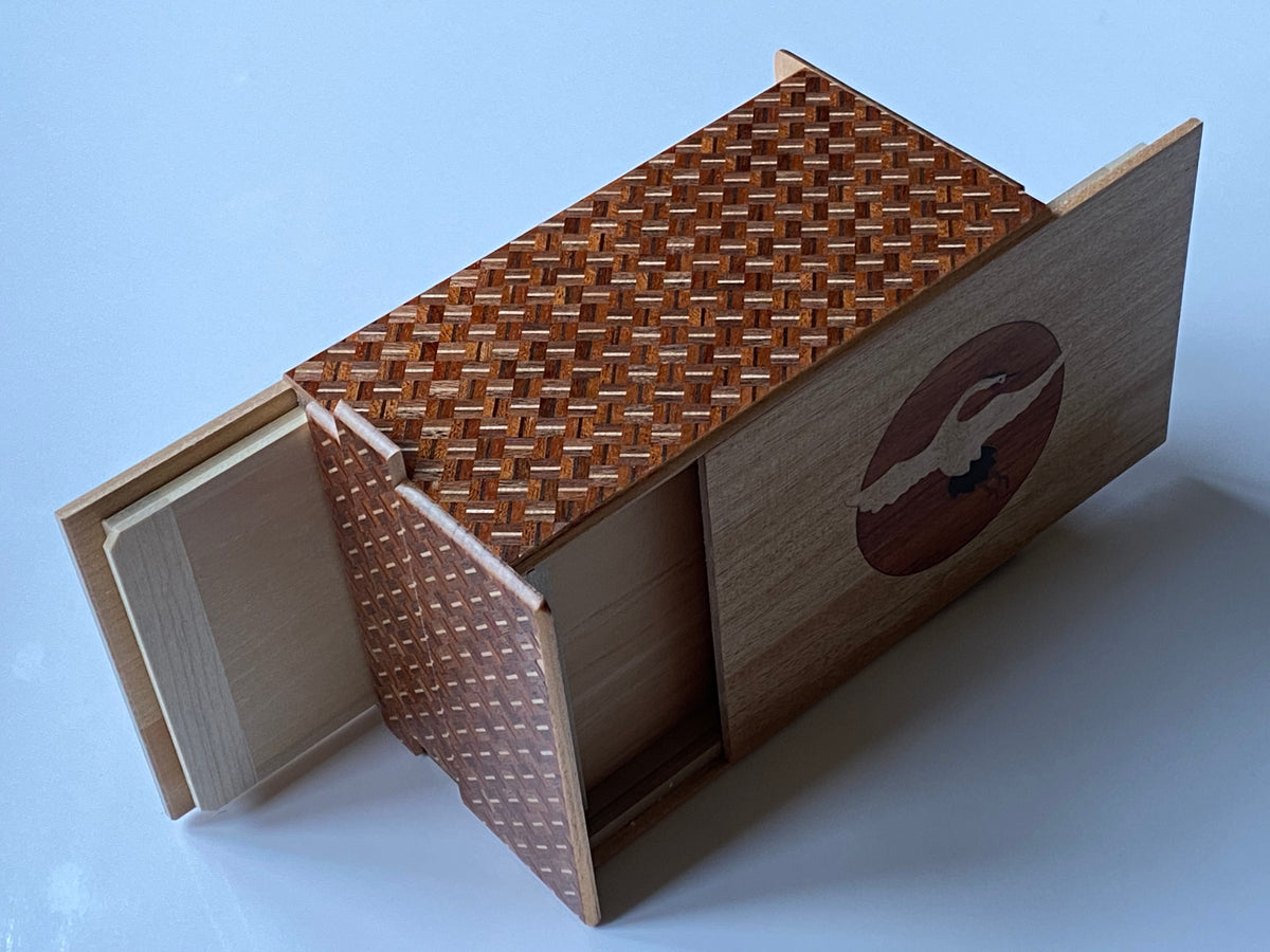 6 Sun 14 Step Sansui Zougan Double Compartment Japanese Puzzle Box