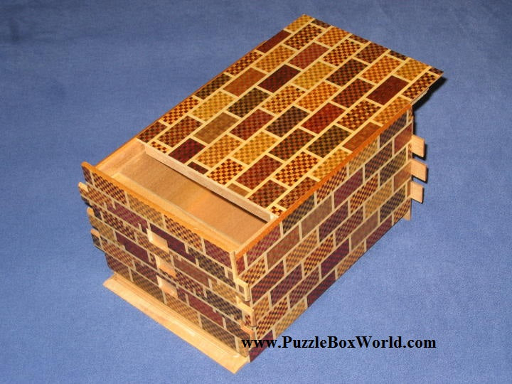 PRE-OWNED 7 Sun 72 +1 Step Ichimatsu BP Japanese Puzzle Box
