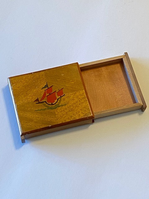 Vintage Zougan Magic Tobacco Case Puzzle