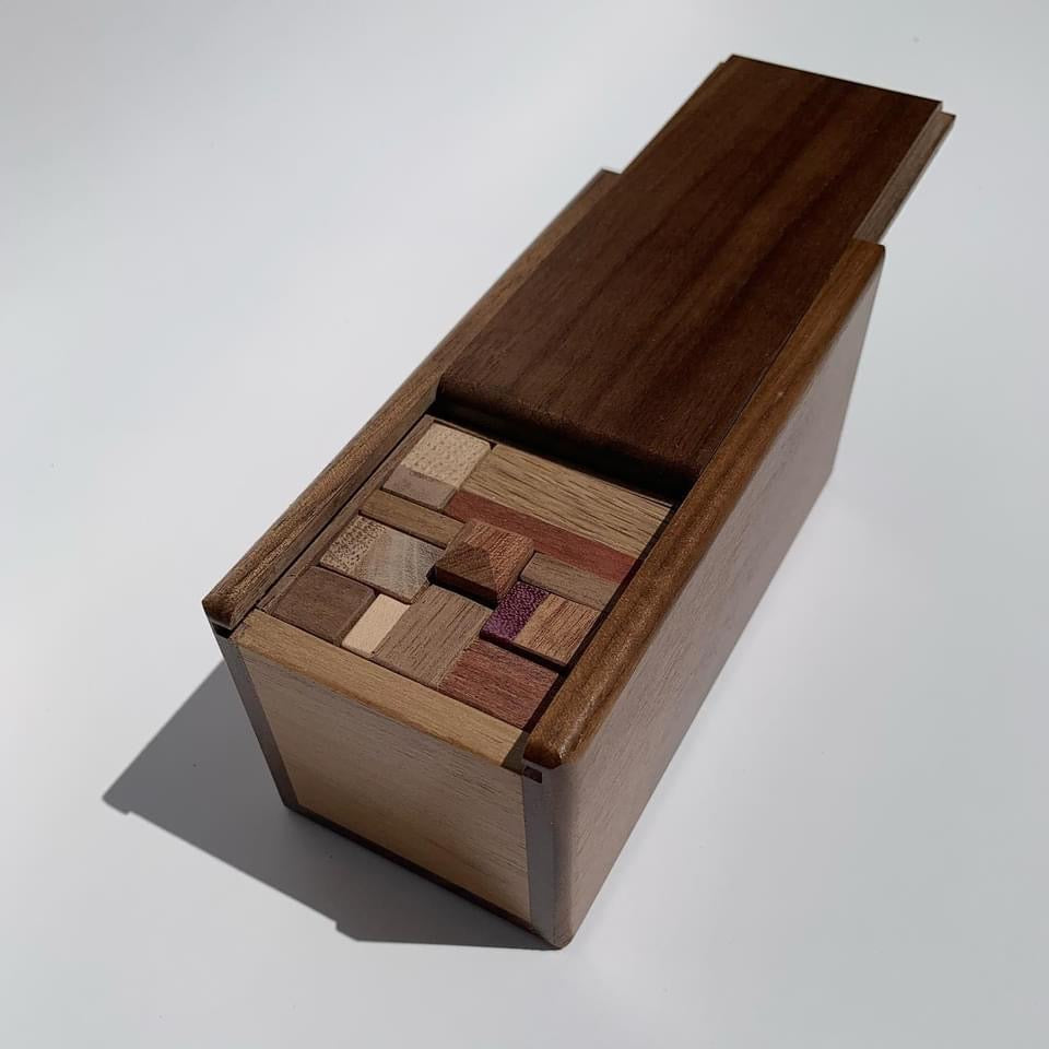 One-Hand PuzzleBox by Robert Yarger (Stickman Puzzles)