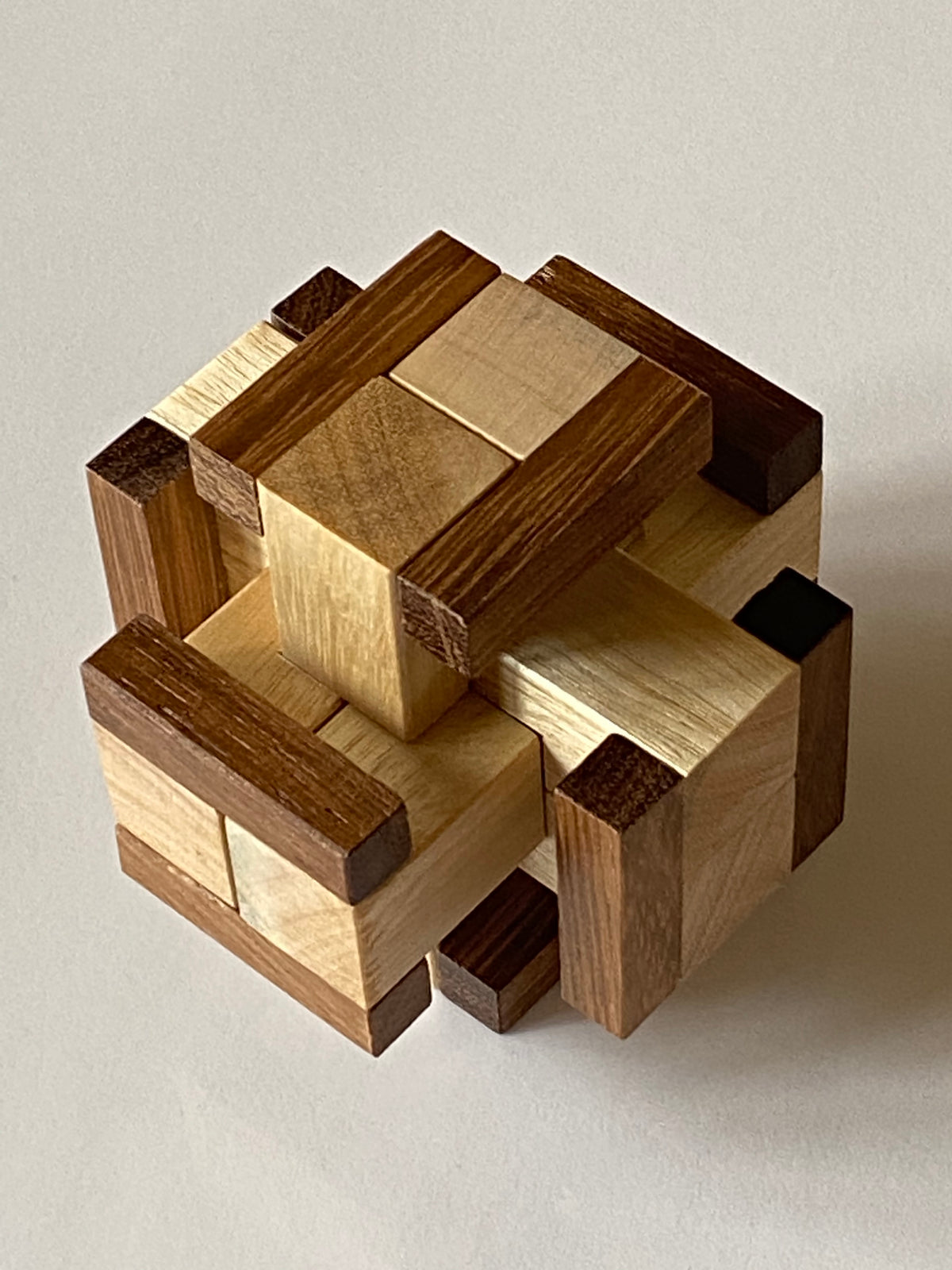 P. Burr Puzzle by Junichi Yananose