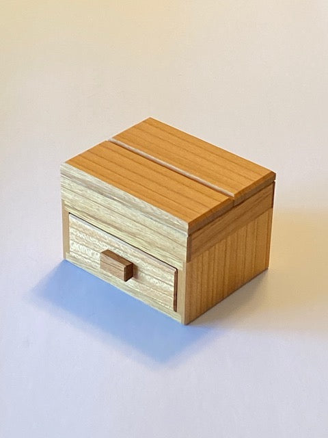 Line Symmetric Traps Japanese Puzzle Box by Hiroshi Iwahara