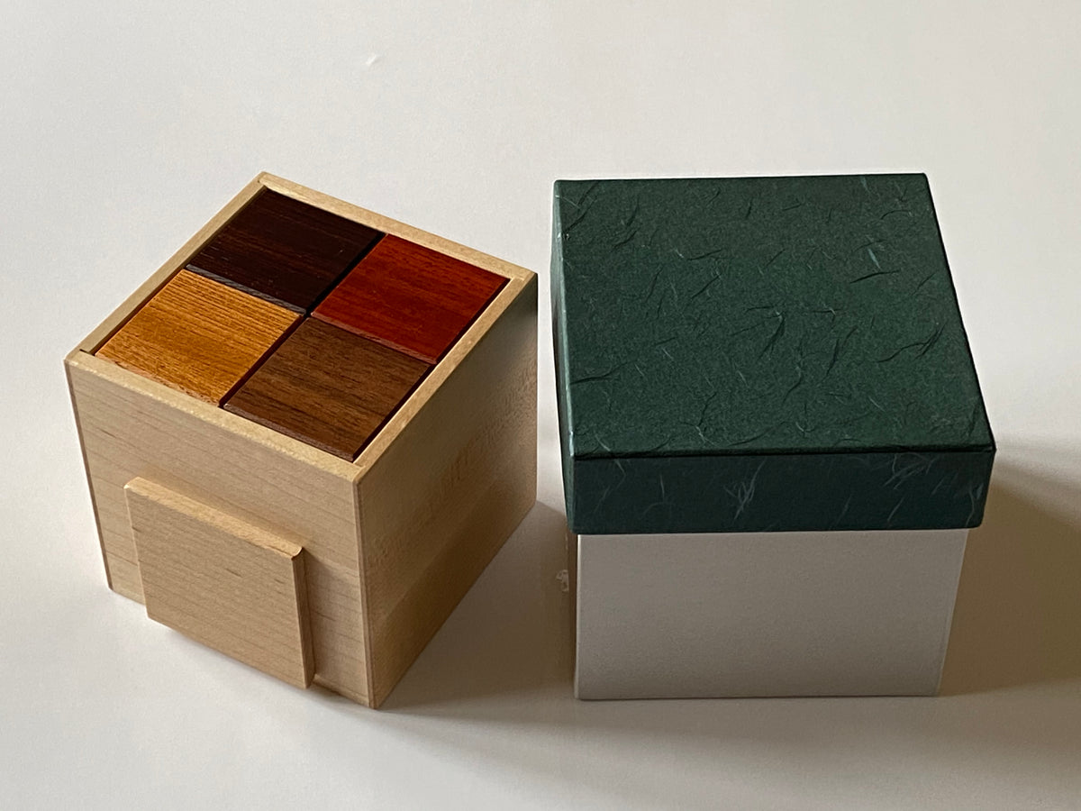 Memory Puzzle Box by Hiroshi Iwahara