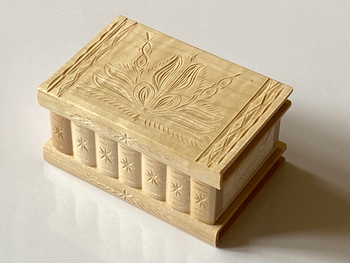 Romanian Secret Puzzle Box (Natural Wood)
