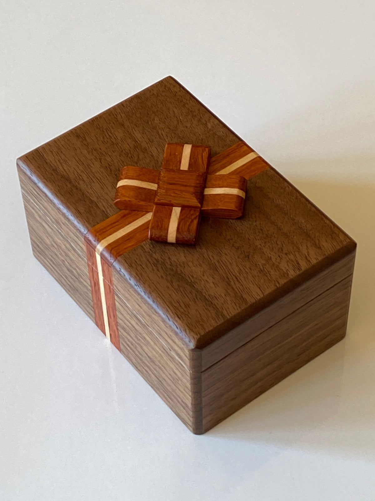 The Present Box by Akio Kamei