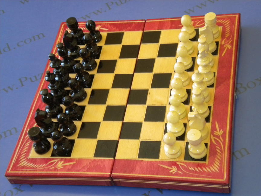 Transylvanian Chess/Backgammon Wooden Set (Small Red)