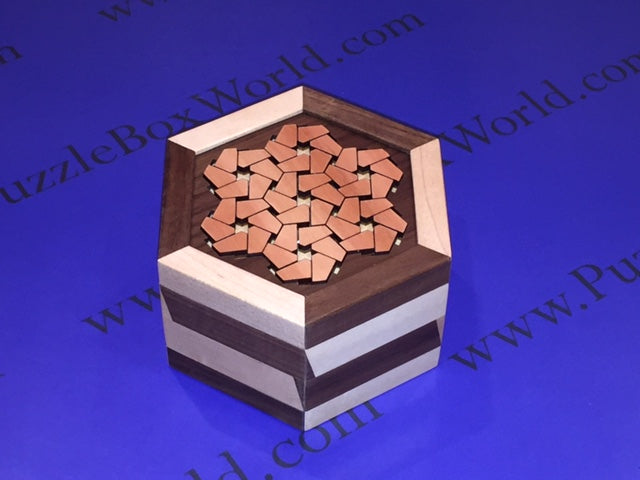 Edelweiss Puzzle Box by Robert Yarger (Stickman Puzzles)