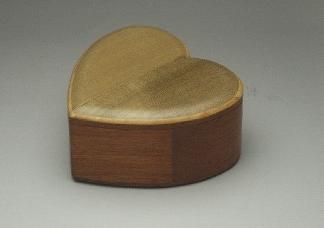 Karakuri Petit Heart H Japanese Puzzle Box