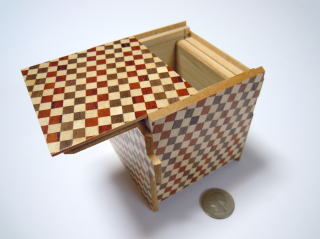 3 Sun 14 Step Ichimatsu Cubic Japanese Puzzle Box
