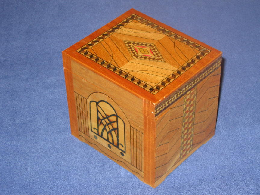 Vintage Musical Japanese Cigarette Dispenser