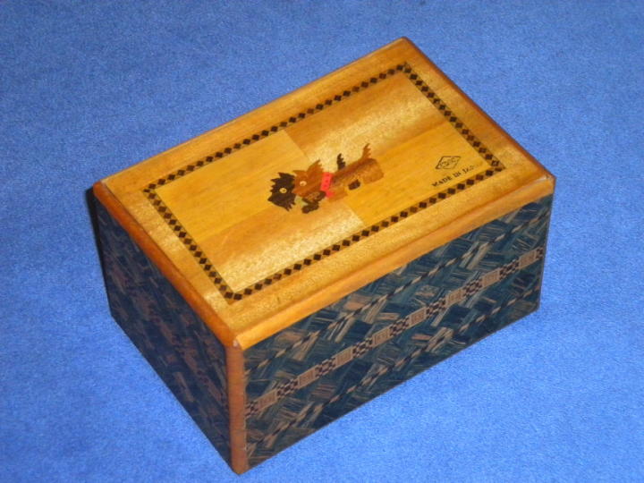 Vintage 5 Sun 27 Step Sansui Zougan Japanese Puzzle Box with Secret Drawer