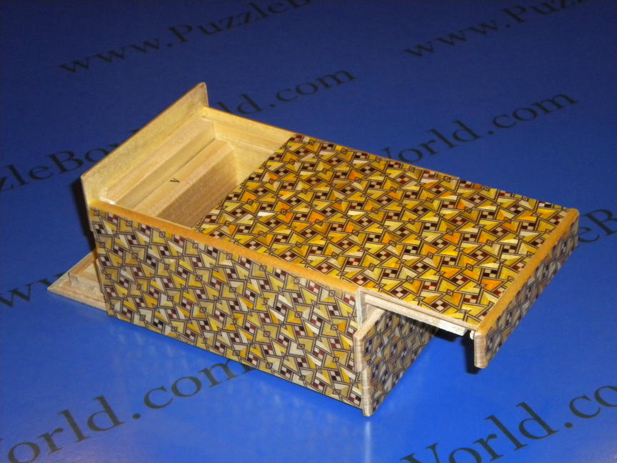 5 Sun 10 Step Kirichigai Japanese Puzzle Box with hidden coin!