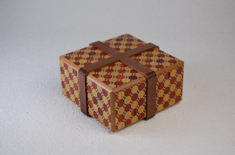 Kagome B Hermit Crab Japanese Puzzle Box