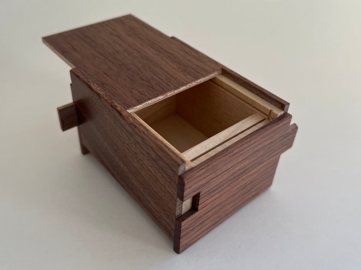 3 Sun 12 Step Walnut Japanese Puzzle Box