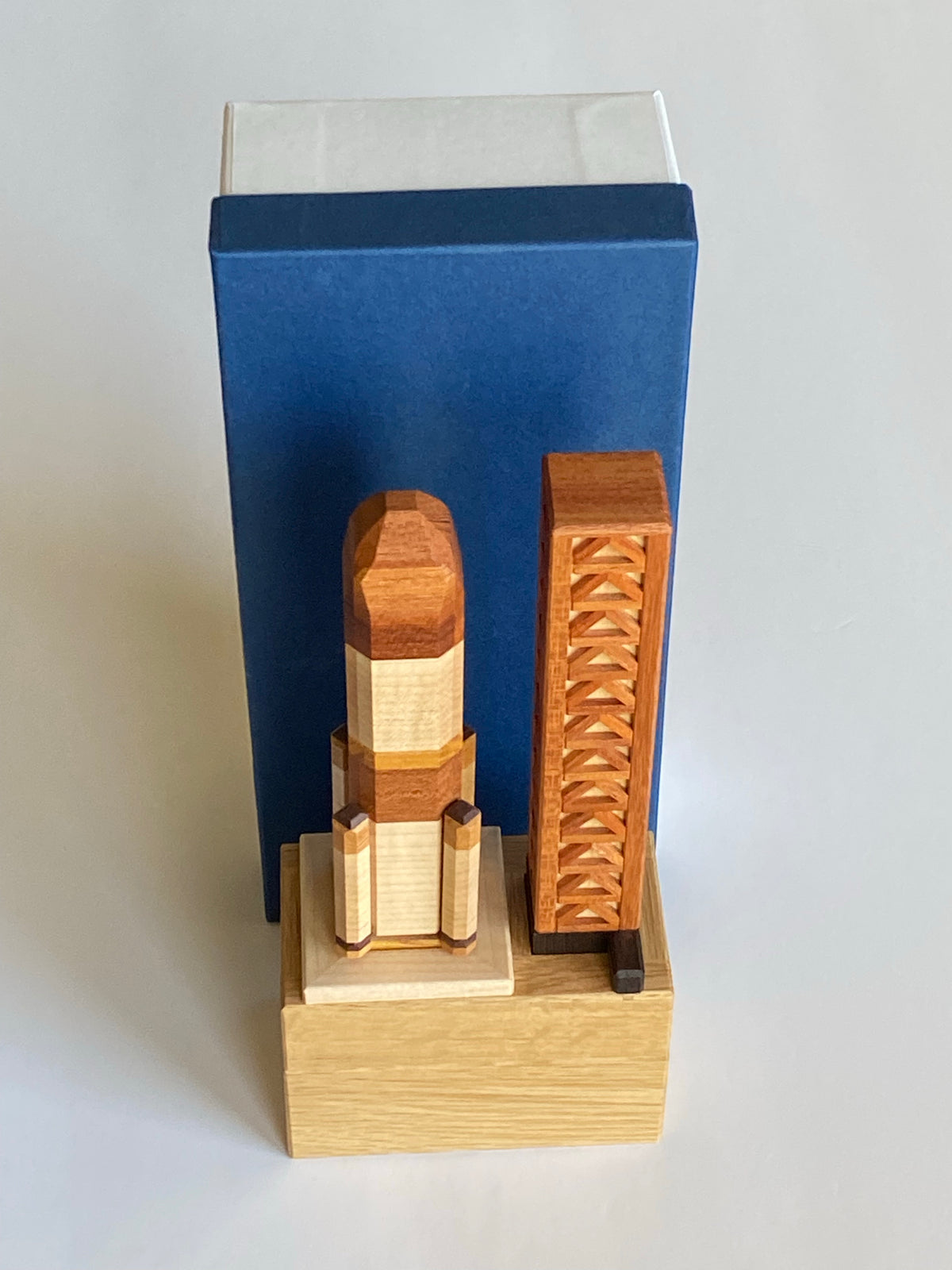 Lift off! Puzzle Box by Shou Sugimoto