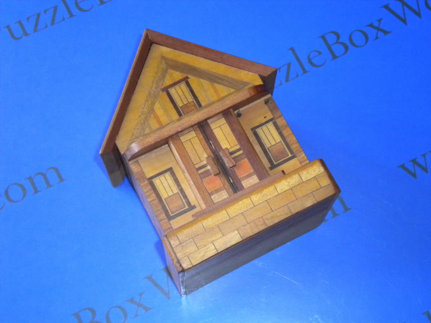 Vintage Japanese House Secret Puzzle Box Bank