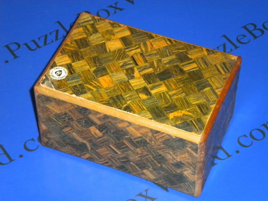 RARE LARGE Vintage Disneyland Haunted Mansion Japanese Secret Panel Chest