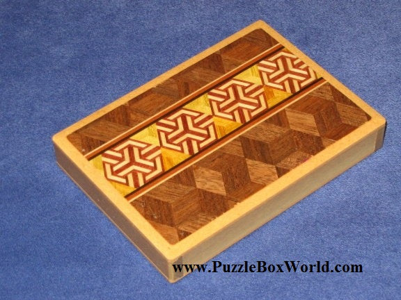 Sansyoku-Kikkou Japanese Magic Tobacco Case