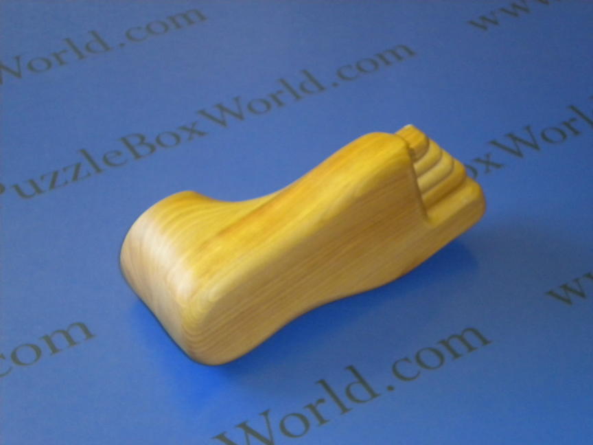 OUCH ! Japanese Puzzle Box by Akio Kamei
