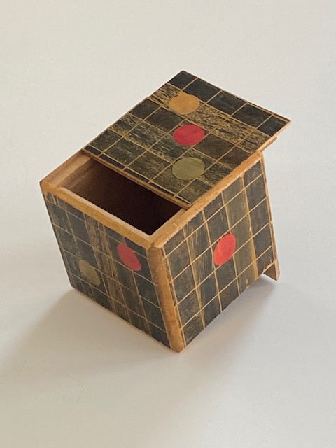 Vintage 2 Step DICE Japanese Puzzle Box