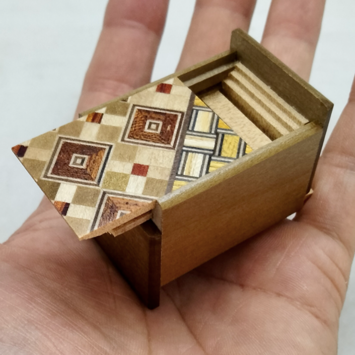 14 Step Mame Yosegi / Natural Wood Japanese Puzzle Box