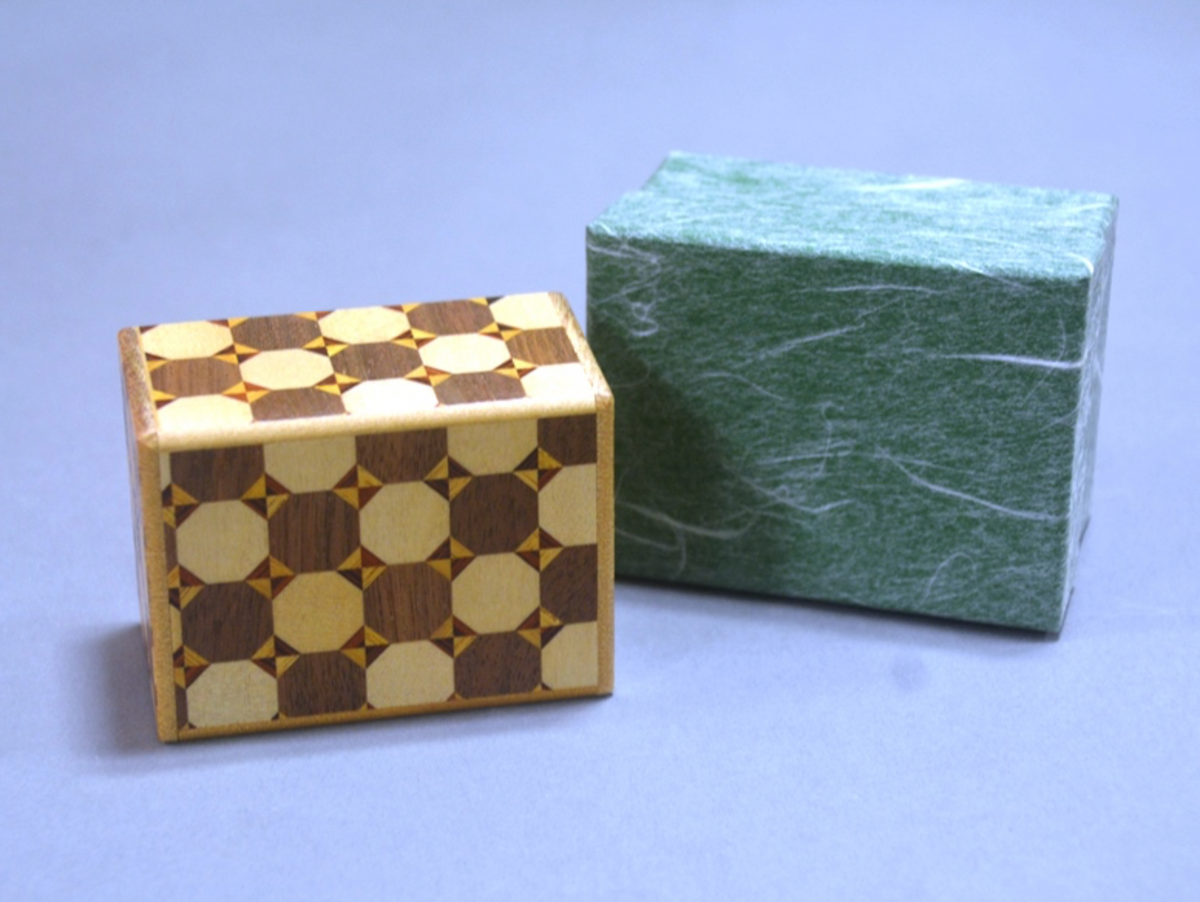 2.7 Sun 12 Step Yakko Japanese Puzzle Box