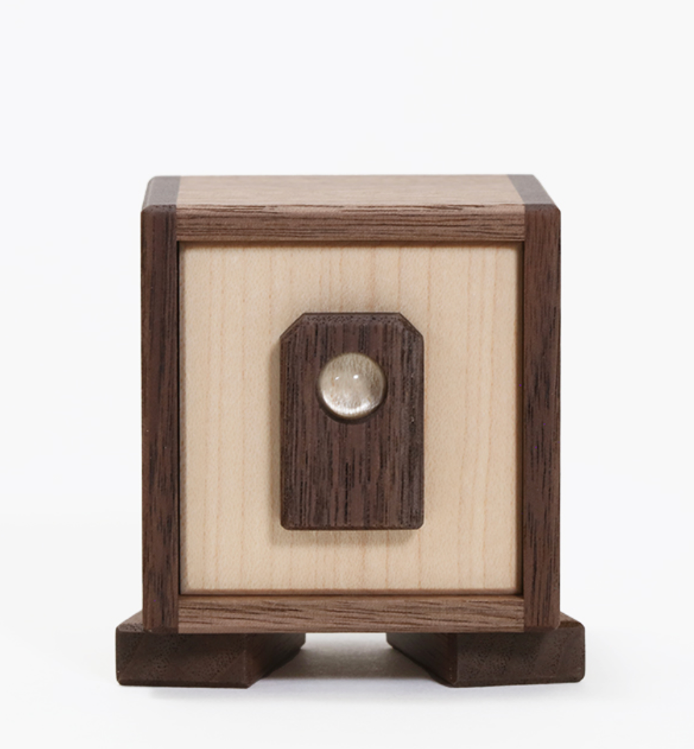 Box Jr. Japanese Puzzle Box crafted by Kotoya Hasebe