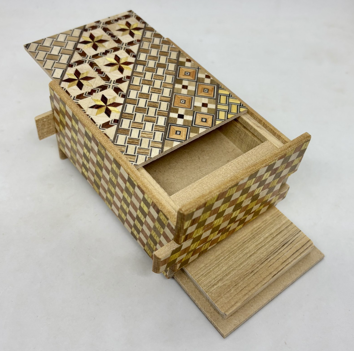 4 Sun 7 + 7 Step DOUBLE COMPARTMENT Yosegi / Ichimatsu Japanese Puzzle Box