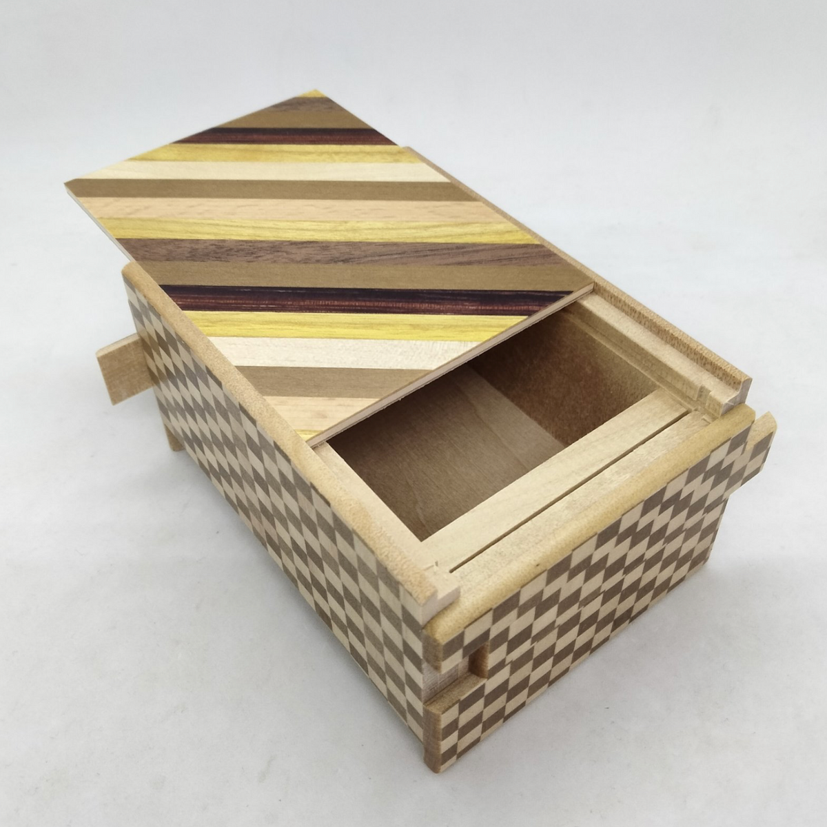 4 Sun 14 Step Stripe / Ichimatsu Japanese Puzzle Box