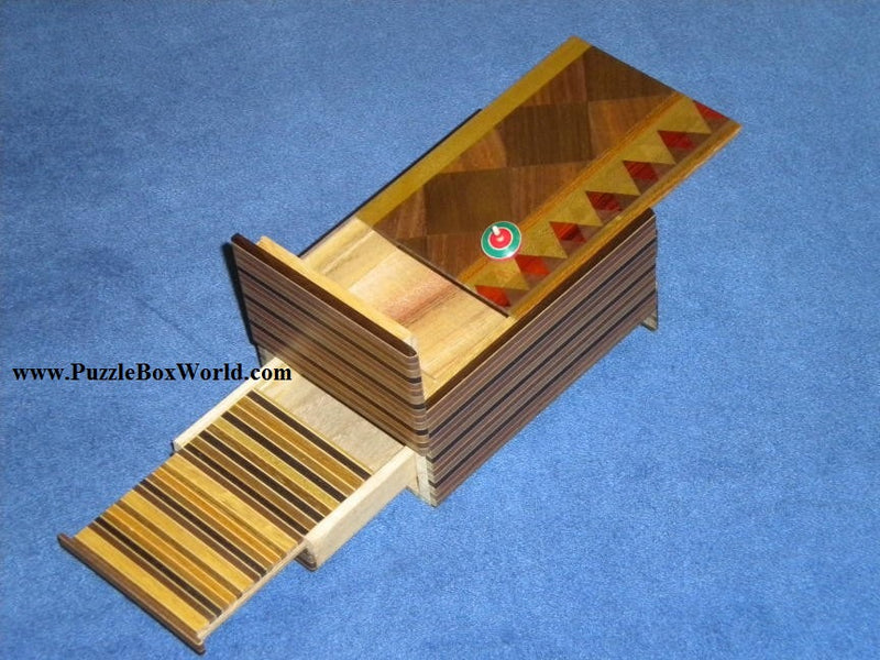 products/4_sun_7_step_muku_japanese_puzzle_box_with_drawer.jpg
