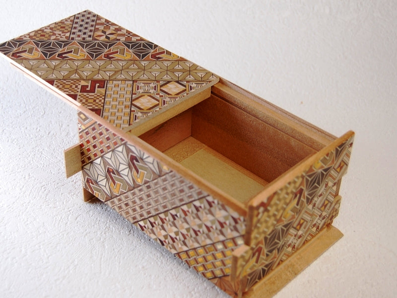 products/5_sun_21_1_step_koyosegi_japanese_puzzle_box2.jpg