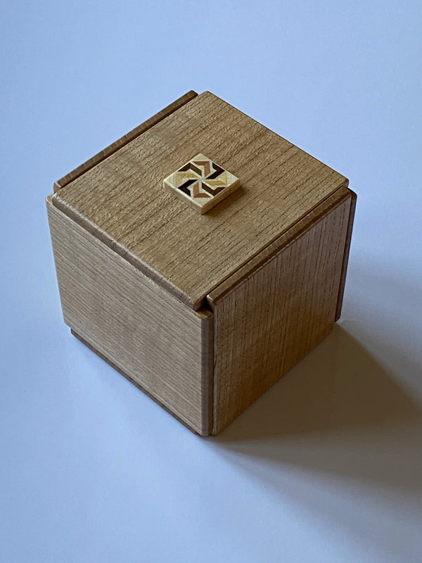 Link Type Box (Grace) by Hiroshi Iwahara - HARD TO FIND!