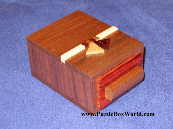A Slight Drawer Japanese Puzzle Box by Hiroyuki Oka 