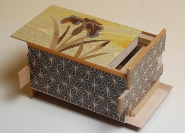  4 Sun 27 Step Flower Zougan Kuroasa Japanese  Puzzle Box Open