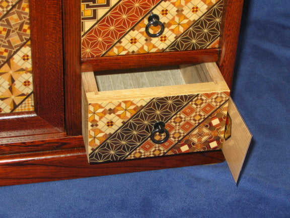 Koyosegi Secret Trick Chest of Drawers