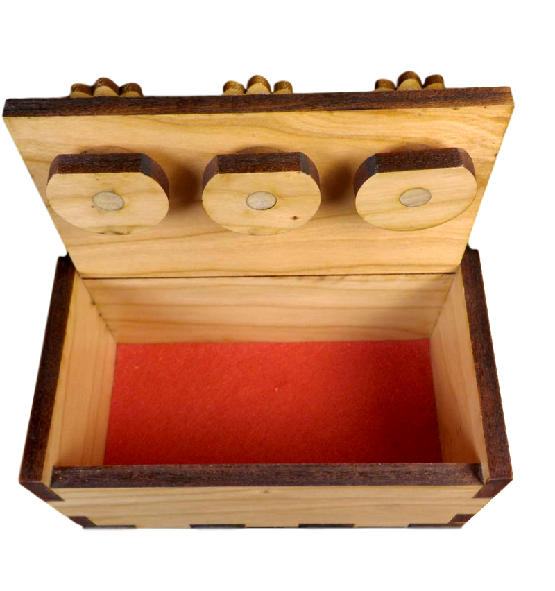products/secret_lock_dragon_box_3_clipped_rev_1.png