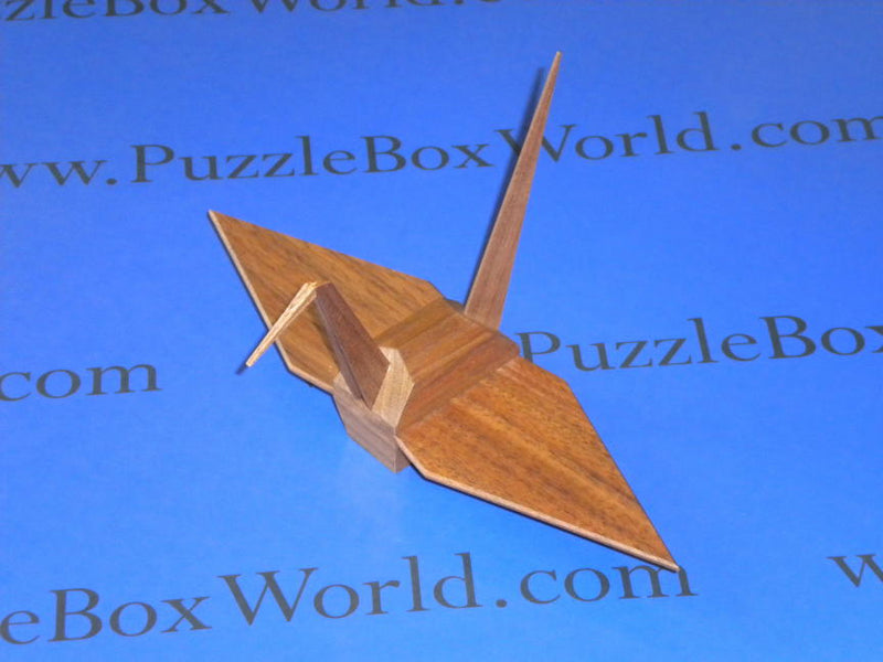 products/the_crane_japanese_secret_puzzle_box_by_akio_kamei_1.jpg