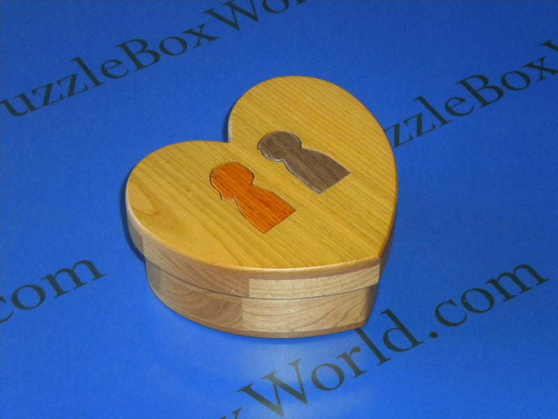 products/valentines_day_puzzle_box_by_miyamoto1.jpg